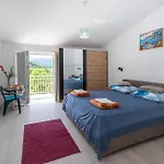 Сasa de vacaciones 2 Bedroom Gorgeous In *