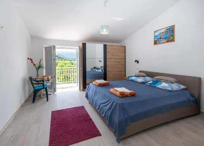 Semesterbostad 2 Bedroom Awesome In *