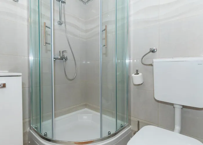 Semesterbostad 2 Bedroom Awesome In *