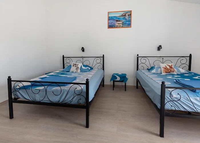 2 Bedroom Awesome In * Peracko Blato